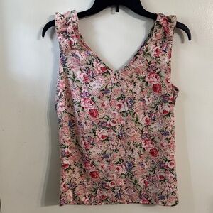 Floral V-Neck Sleeveless Blouse